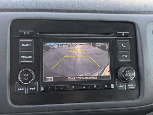 Used 2016 Honda HR-V LX image 16