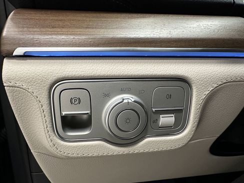 New 2026 Mercedes-Benz GLE 450 4MATIC image 36