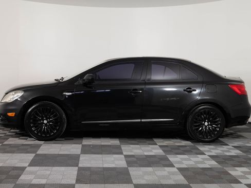 Used 2010 Suzuki Kizashi SLS AWD/4WD image 3