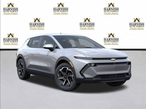 New 2026 Chevrolet Equinox EV LT w/ Comfort Package FWD image 9