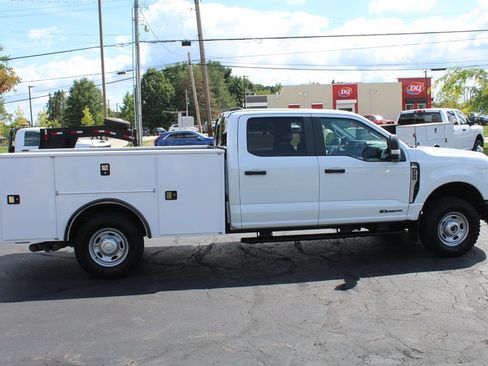 Used 2025 Ford F250 XL w/ XL Off-Road Package AWD/4WD image 8