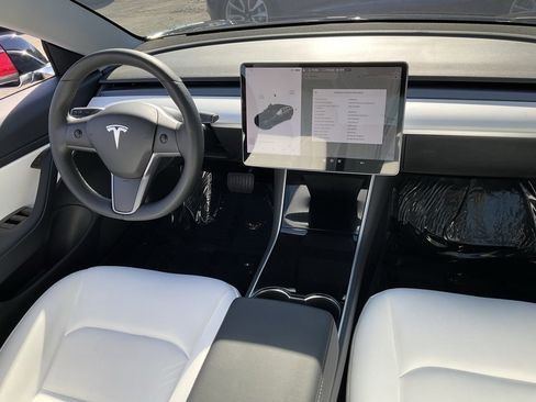 Used 2020 Tesla Model 3 Long Range image 56
