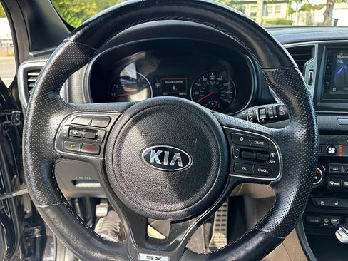 Used 2017 Kia Sportage SX image 19
