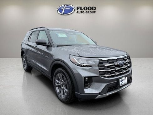 New 2026 Ford Explorer Active w/ Active Comfort Package image 1