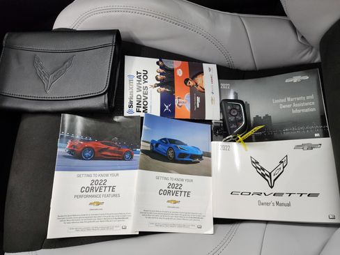 Used 2022 Chevrolet Corvette Stingray Premium Conv w/ Z51 Performance Package image 41