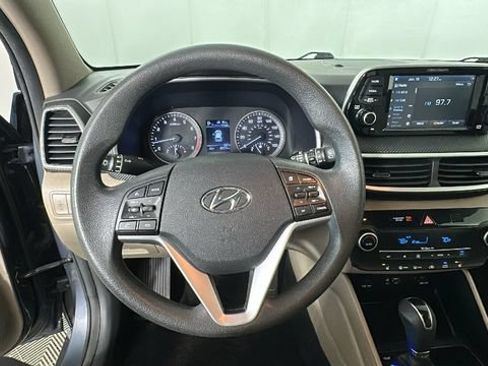Used 2020 Hyundai Tucson SEL w/ Winter Weather Package FWD image 14