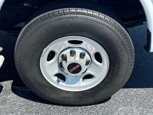 Certified 2024 GMC Savana 2500 w/ Driver Convenience Package RWD image 29
