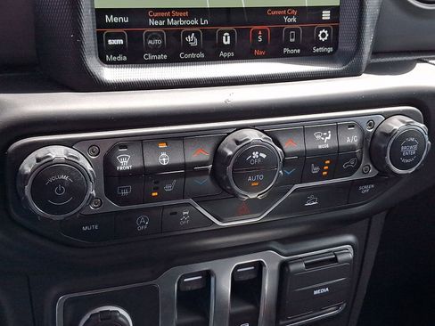 Used 2021 Jeep Wrangler Sport AWD/4WD image 21