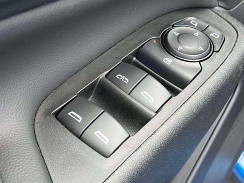 Used 2024 Chevrolet Equinox LT AWD/4WD image 19