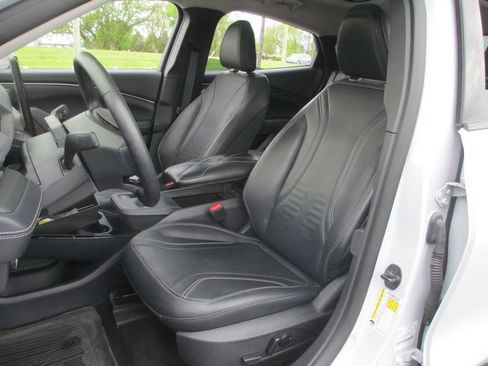 Used 2023 Ford Mustang Mach-E Premium image 15