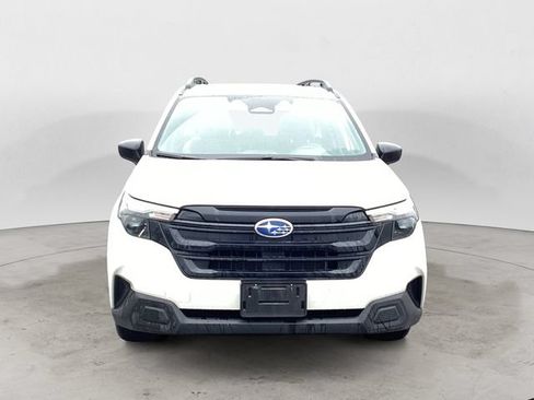 Used 2025 Subaru Forester AWD/4WD image 8