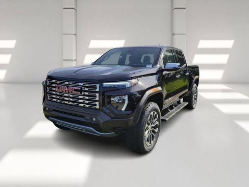 New 2026 GMC Canyon Denali image 1