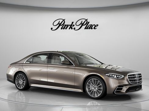 New 2026 Mercedes-Benz S 580 4MATIC Sedan image 31