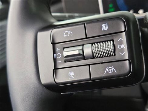 Certified 2025 Hyundai Santa Fe SEL image 14