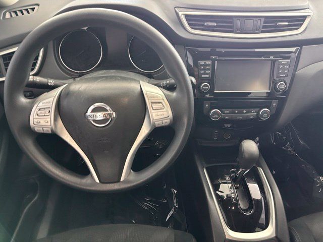 Used 2016 Nissan Rogue SV w/ SV Premium Package AWD/4WD image 23