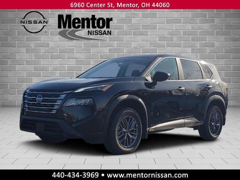 Used 2026 Nissan Rogue S image 3