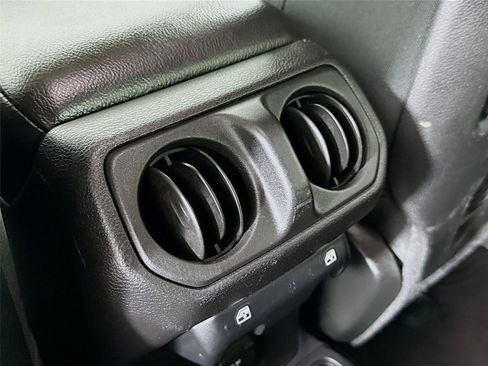 Used 2021 Jeep Wrangler Unlimited Rubicon w/ Steel Bumper Group image 24