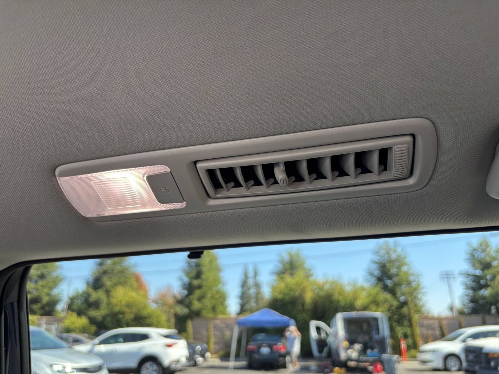 Used 2025 Toyota Grand Highlander FWD image 25