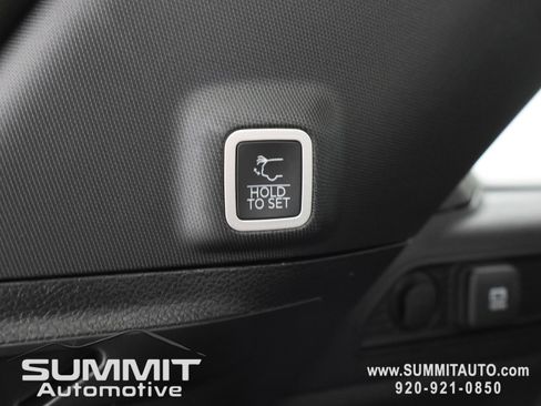 New 2026 Jeep Grand Cherokee Limited w/ Limited Altitude Package AWD/4WD image 31