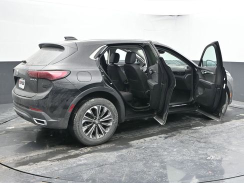 Used 2024 Buick Envision Preferred image 55
