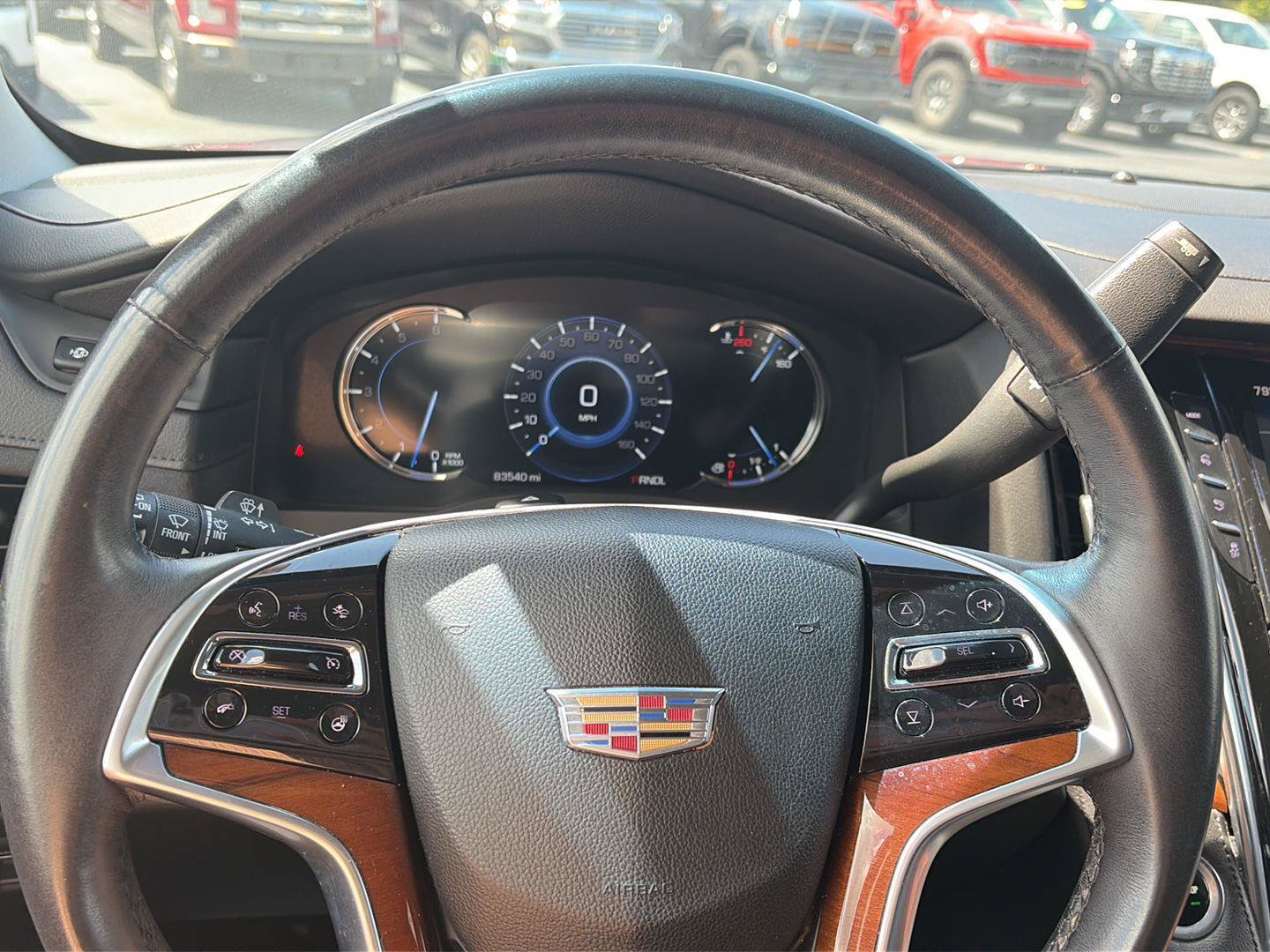 Used 2017 Cadillac Escalade Premium Luxury AWD/4WD image 36