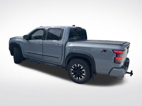 Used 2022 Nissan Frontier Pro-X RWD image 3