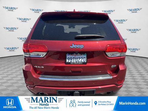 Used 2015 Jeep Grand Cherokee Overland AWD/4WD image 4