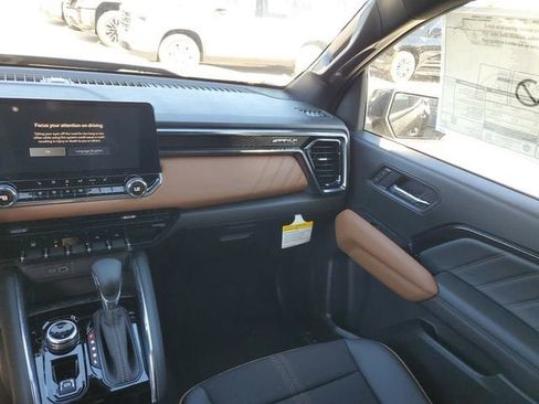 New 2026 GMC Canyon AT4 image 15