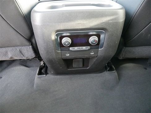 Used 2021 Chevrolet Suburban RST image 17