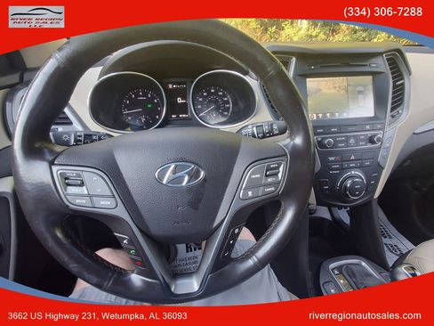 Used 2017 Hyundai Santa Fe Sport w/ 2.0T Ultimate Tech Package 05 AWD/4WD image 7