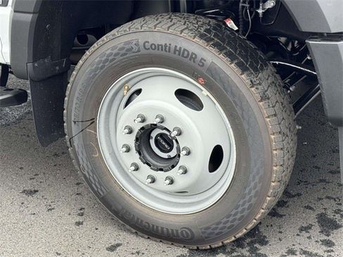 New 2025 Ford F450 XL image 9