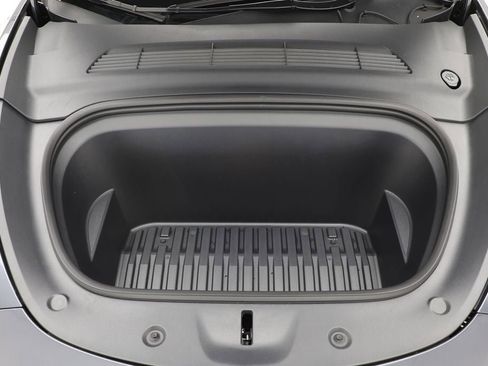 Used 2024 Tesla Model Y Long Range image 20