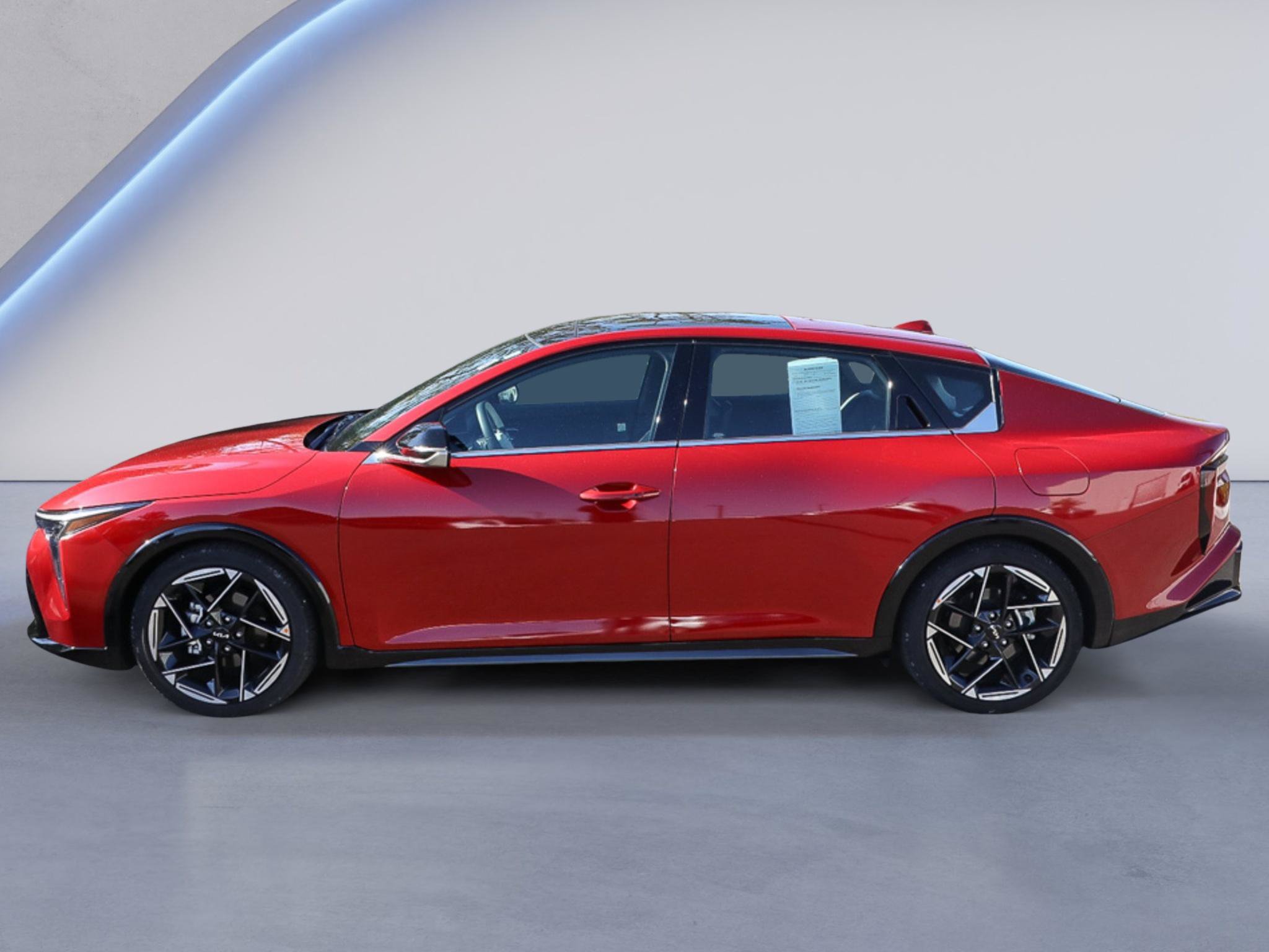 Certified 2025 Kia K4 GT-Line w/ GT-Line Premium Package FWD image 3