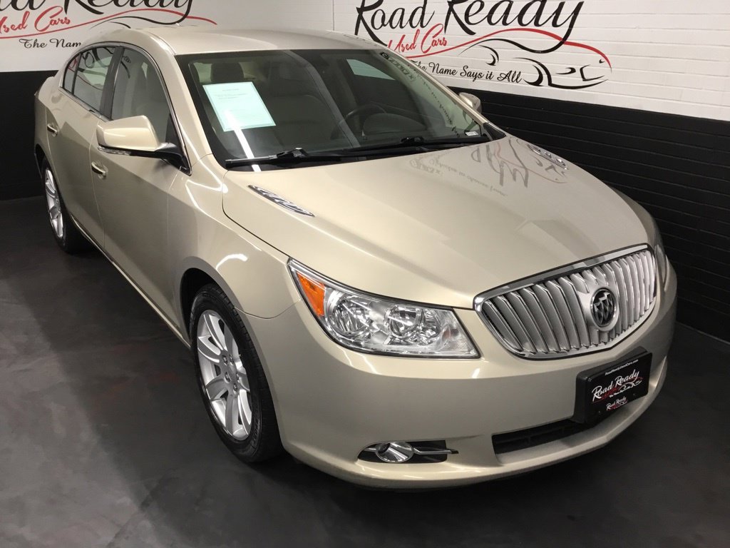 Used 2010 Buick LaCrosse CXL FWD image 2