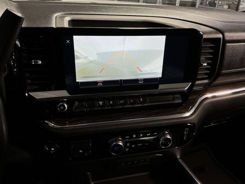 Used 2024 GMC Sierra 2500 SLE w/ SLE Convenience Package image 27