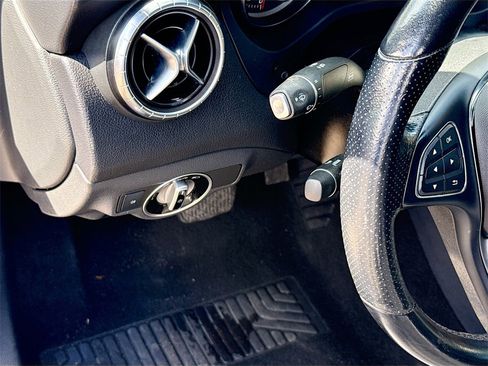 Used 2019 Mercedes-Benz CLA 250 CLA 250 image 11