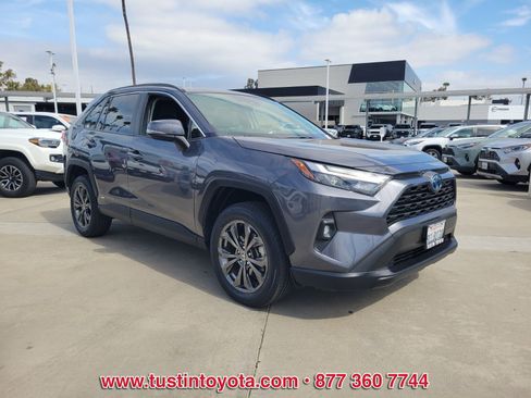 Certified 2022 Toyota RAV4 XLE Premium AWD/4WD image 2