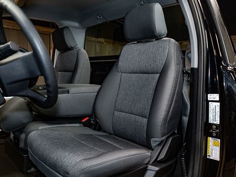 Used 2025 Ford F150 XL image 20