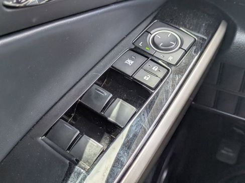 Used 2015 Lexus IS 250 w/ Premium Package RWD image 24