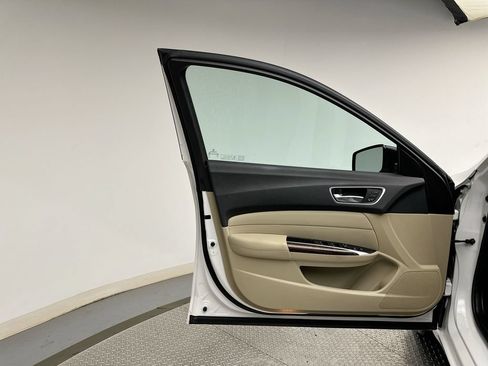 Used 2020 Acura TLX FWD image 21