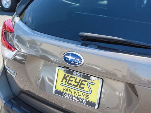 Used 2020 Subaru Forester Premium AWD/4WD image 9