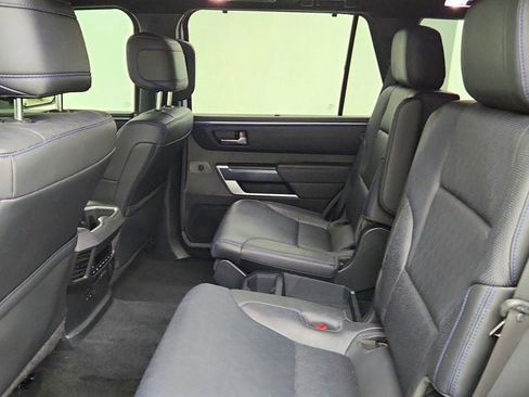 Used 2024 Toyota Sequoia Platinum AWD/4WD image 19