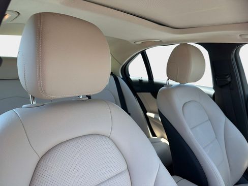 Used 2021 Mercedes-Benz C 300 Sedan image 24