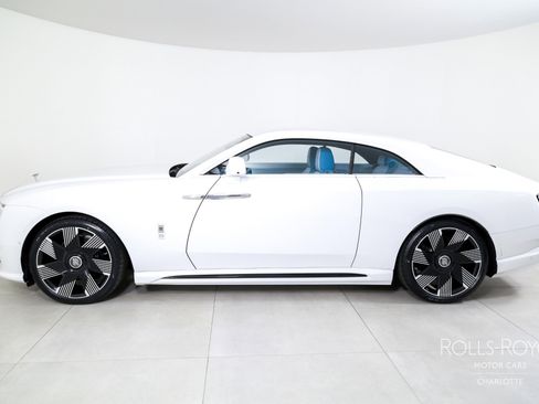 Used 2024 Rolls-Royce Spectre w/ Spectre Launch Package image 3