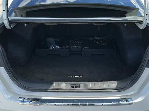 Certified 2023 Nissan Altima 2.5 SR w/ SR Premium Package image 6