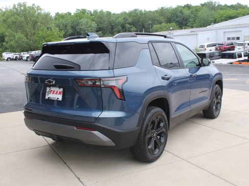 New 2026 Chevrolet Equinox LT w/ Convenience Package II FWD image 4