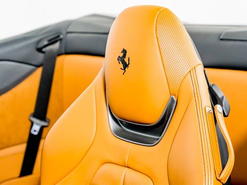 Used 2023 Ferrari Portofino M image 32