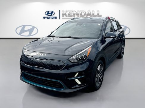 Used 2022 Kia Niro EX Premium w/ Cold Weather Package image 3