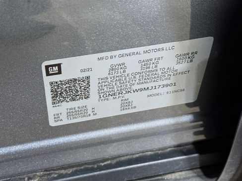 Used 2021 Chevrolet Traverse RS image 40