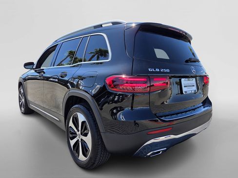 New 2026 Mercedes-Benz GLB 250 image 3